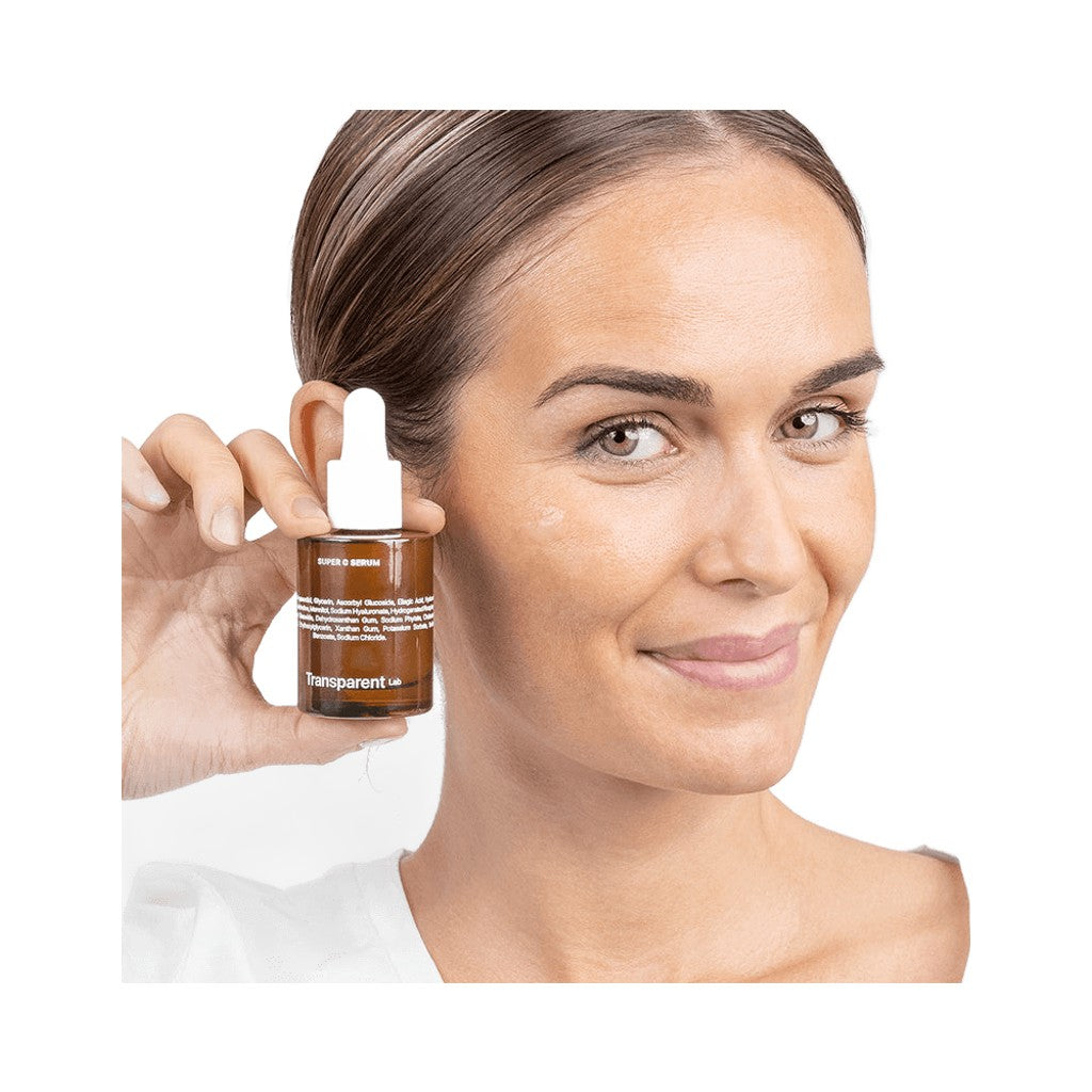 Spomaľujúce a spevňujúce sérum SUPER C SERUM